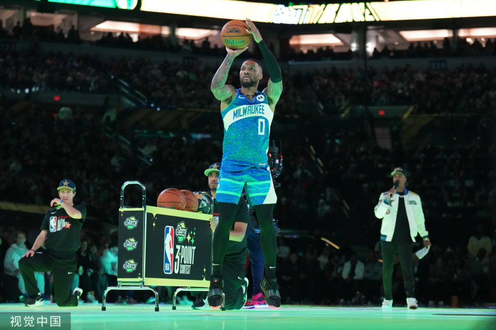 对他投以青 对他投以青